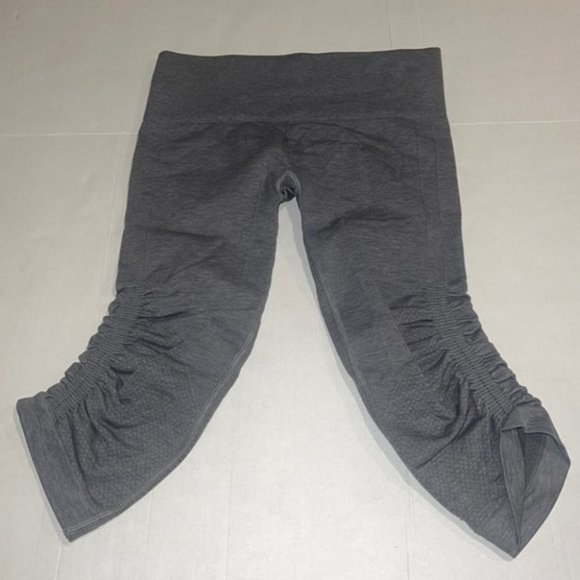 lululemon gray seamless crop compression tights size 4 - Picture 2 of 10